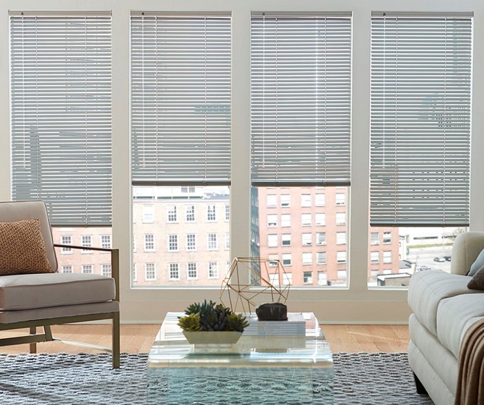 Dễ dàng che chắn cũng như đón sáng vào không gian phòng