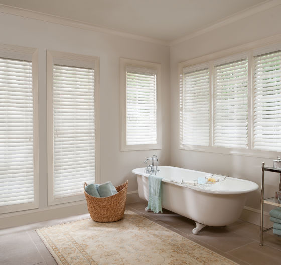 Màn sáo gỗ PS che chắn và trang trí phòng tắm